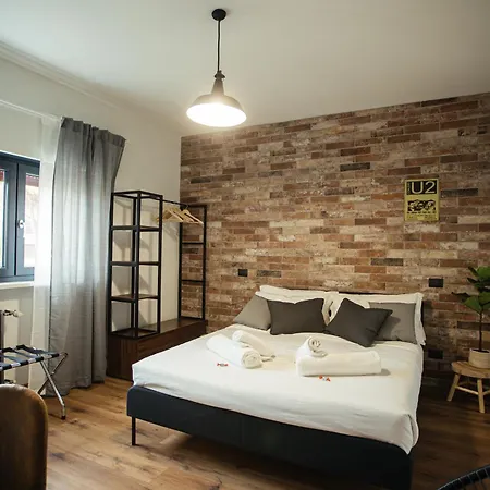 The Brick 194, 7 Posti Letto, Parcheggio E Posto Bici * Udine